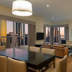 Four Points By Sheraton Sheikh Zayed Road Otel Dubai
